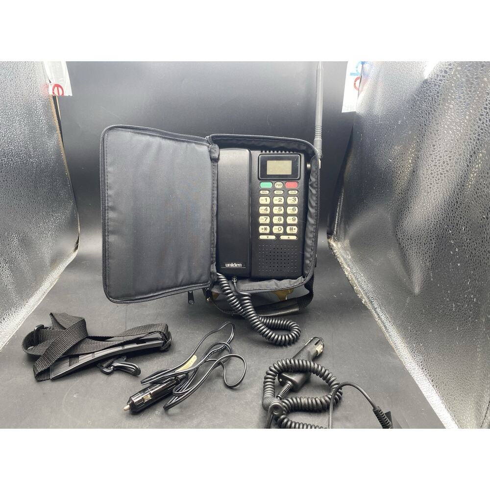 Vintage UNIDEN CP1700 Mobile Car Bag Phone. For Parts / Not Tested.
